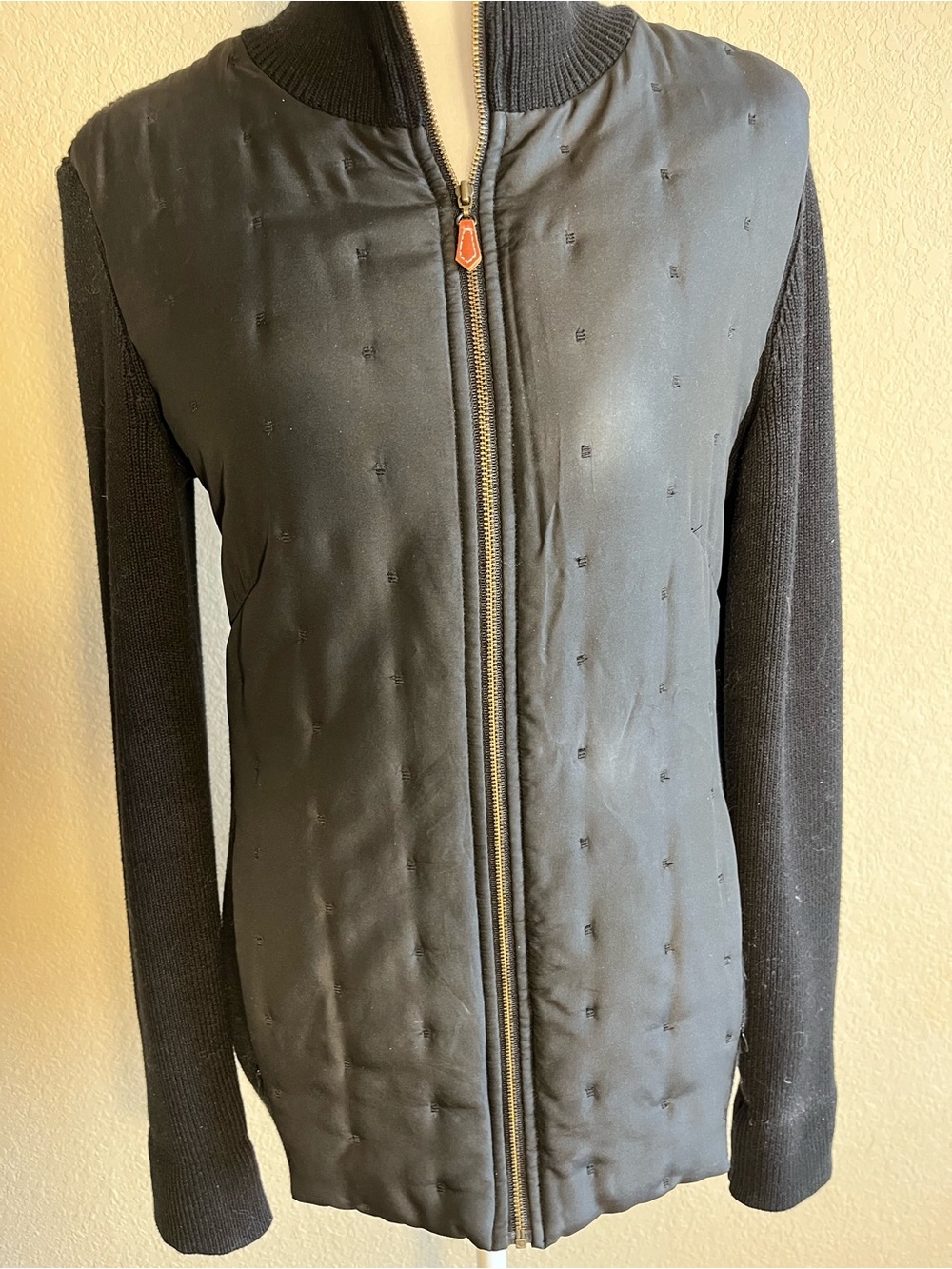 J McLaughlin Women's Black Quilted Front Bomber Jacket with Knit Sleeves